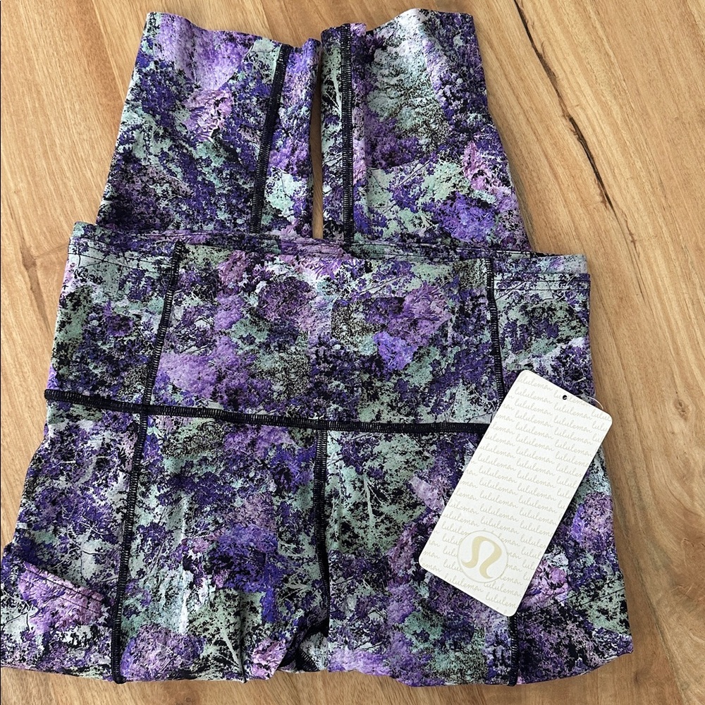 NWT Lululemon Multi Color Fast & Free Crop Leggings Size 6